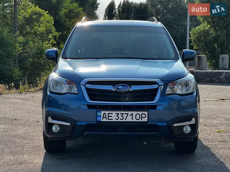Внедорожник / Кроссовер Subaru Forester 2016 в 