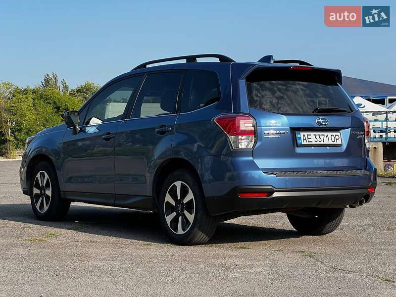 Внедорожник / Кроссовер Subaru Forester 2016 в Днепре