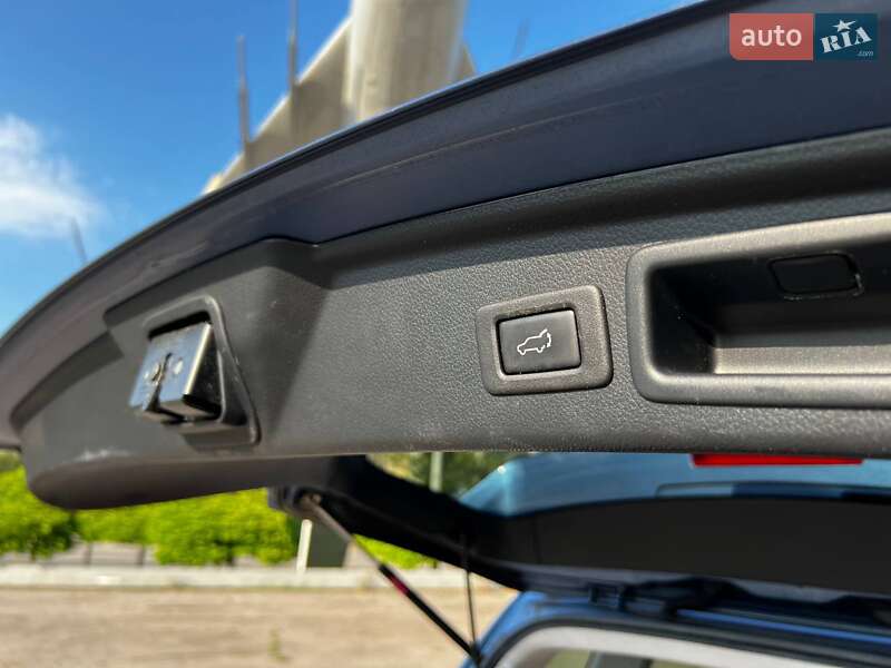 Внедорожник / Кроссовер Subaru Forester 2016 в Днепре