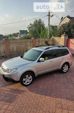 Внедорожник / Кроссовер Subaru Forester 2010 в Светловодске