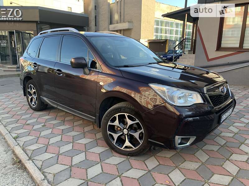 Позашляховик / Кросовер Subaru Forester 2013 в 