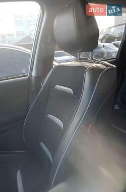 Внедорожник / Кроссовер Subaru Forester 2014 в 
