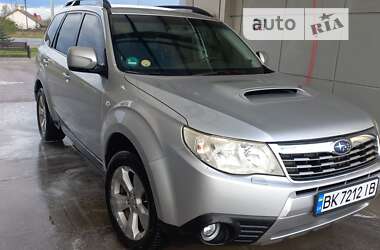 Внедорожник / Кроссовер Subaru Forester 2009 в Львове