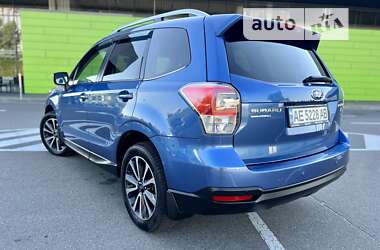 Внедорожник / Кроссовер Subaru Forester 2017 в 