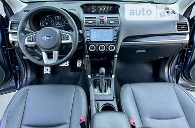 Внедорожник / Кроссовер Subaru Forester 2017 в 