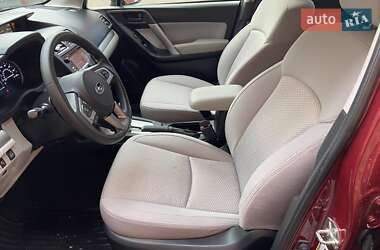 Внедорожник / Кроссовер Subaru Forester 2017 в 