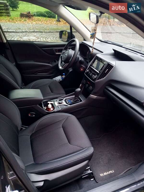 Позашляховик / Кросовер Subaru Forester 2023 в Ужгороді