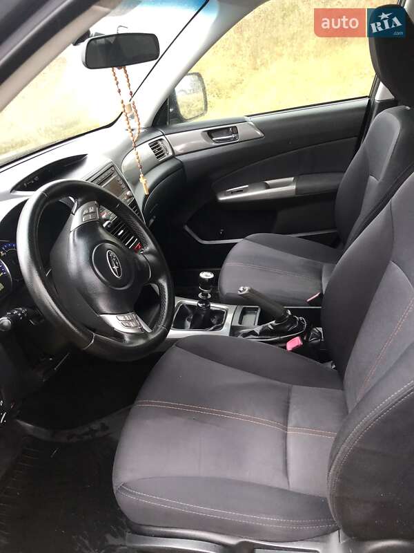 Позашляховик / Кросовер Subaru Forester 2010 в Надвірній