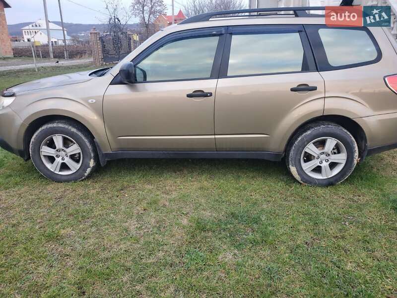 Внедорожник / Кроссовер Subaru Forester 2008 в Черновцах