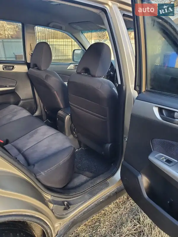 Внедорожник / Кроссовер Subaru Forester 2008 в 