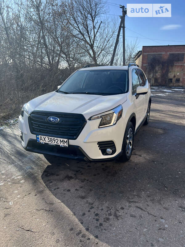 Внедорожник / Кроссовер Subaru Forester 2022 в Славянске