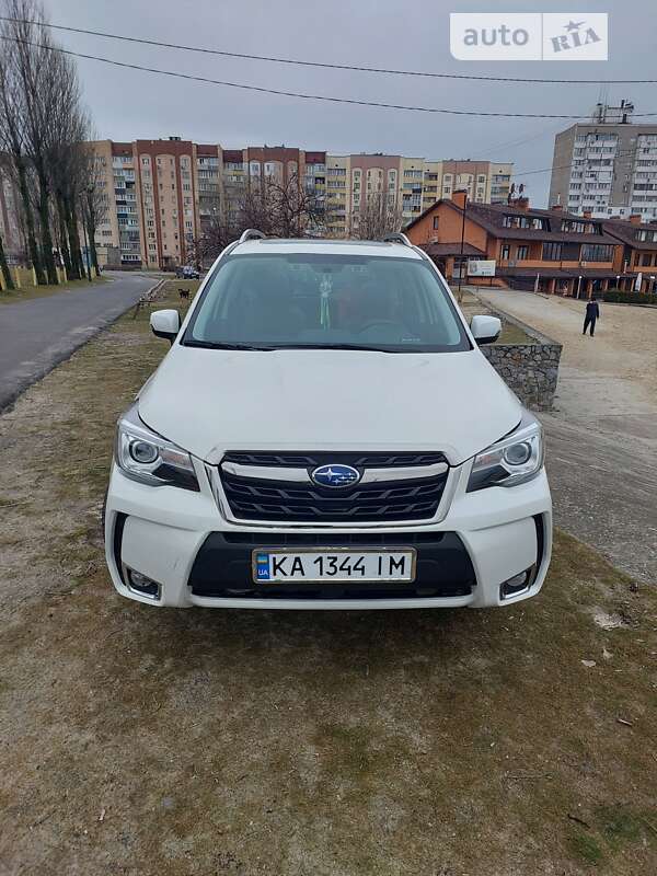 Внедорожник / Кроссовер Subaru Forester 2018 в Украинке