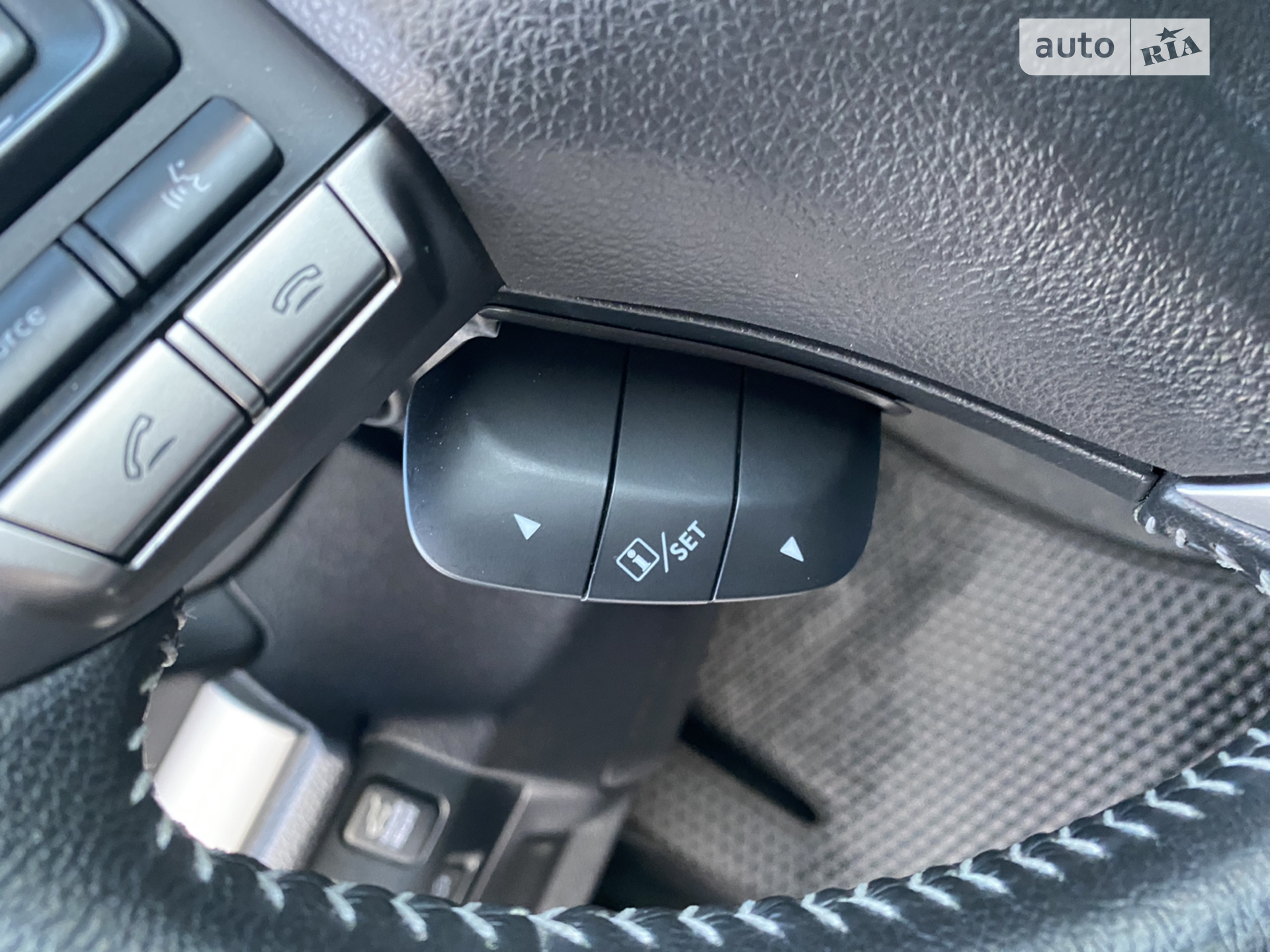 2016 Subaru Forester - мініатюра 66