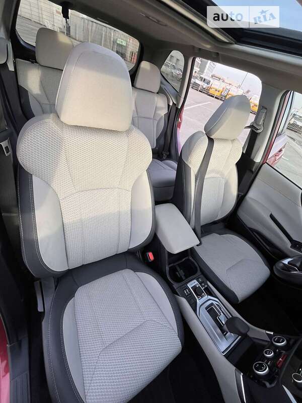 Внедорожник / Кроссовер Subaru Forester 2019 в Киеве фото 18 Внедорожник / Кроссовер Subaru Forester 2019 в Киеве