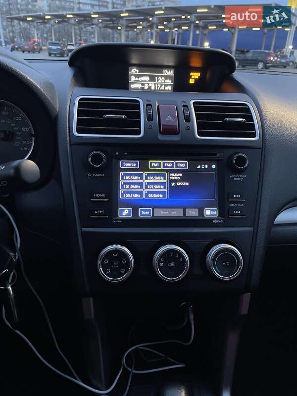 Позашляховик / Кросовер Subaru Forester 2016 в Києві