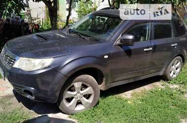 Внедорожник / Кроссовер Subaru Forester 2010 в Ватутино