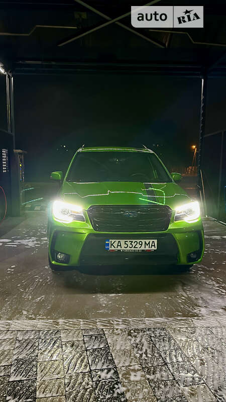 Внедорожник / Кроссовер Subaru Forester 2016 в Ужгороде