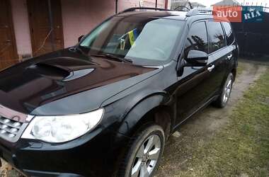 Внедорожник / Кроссовер Subaru Forester 2011 в Тараще