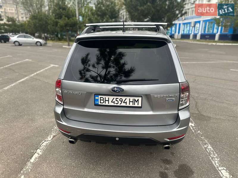 Внедорожник / Кроссовер Subaru Forester 2010 в Одессе
