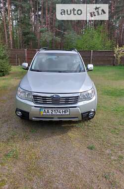 Позашляховик / Кросовер Subaru Forester 2008 в Києві