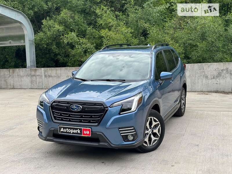 Внедорожник / Кроссовер Subaru Forester 2022 в Киеве