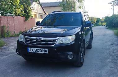 Внедорожник / Кроссовер Subaru Forester 2010 в Харькове