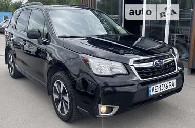 Внедорожник / Кроссовер Subaru Forester 2017 в Днепре