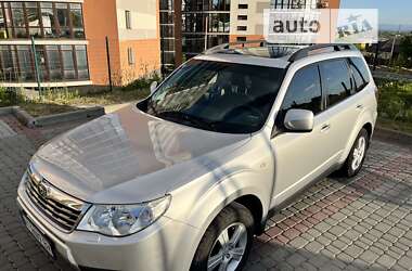 Внедорожник / Кроссовер Subaru Forester 2009 в Ивано-Франковске