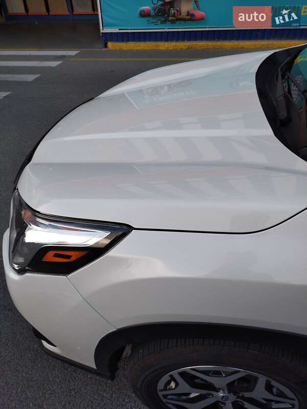 Внедорожник / Кроссовер Subaru Forester 2022 в Днепре