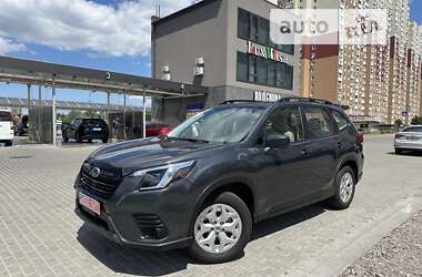 Внедорожник / Кроссовер Subaru Forester 2023 в Киеве