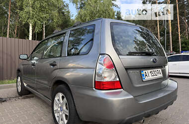 Позашляховик / Кросовер Subaru Forester 2006 в Києві