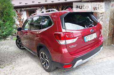 Позашляховик / Кросовер Subaru Forester 2023 в Івано-Франківську