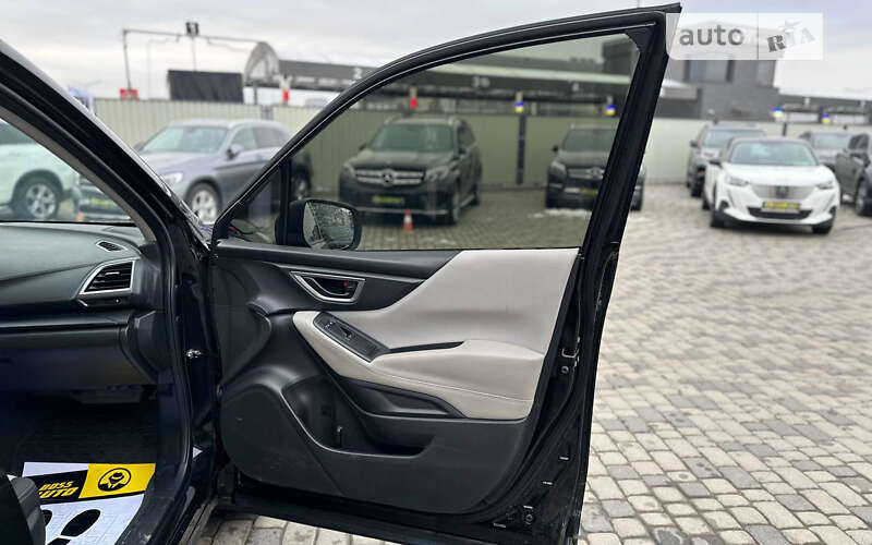 Внедорожник / Кроссовер Subaru Forester 2019 в Мукачево