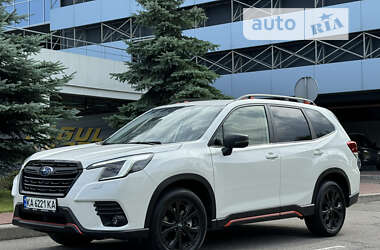 Внедорожник / Кроссовер Subaru Forester 2023 в Киеве