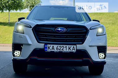 Внедорожник / Кроссовер Subaru Forester 2023 в Киеве