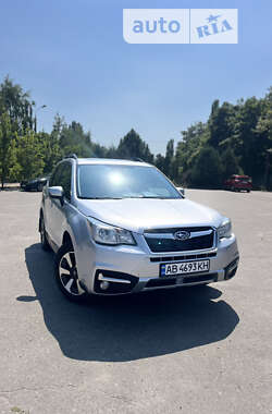 Позашляховик / Кросовер Subaru Forester 2017 в Києві