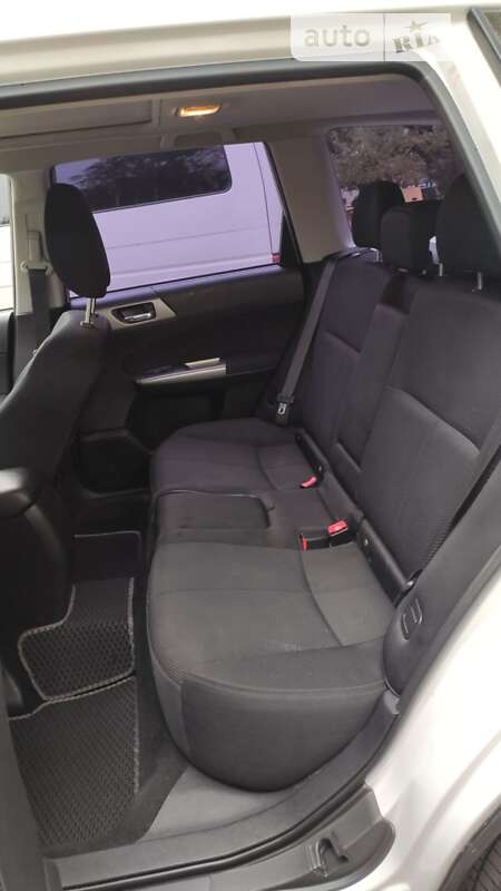 Внедорожник / Кроссовер Subaru Forester 2012 в Киеве