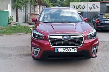 Внедорожник / Кроссовер Subaru Forester 2021 в Львове