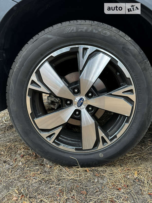 Позашляховик / Кросовер Subaru Forester 2021 в Дніпрі