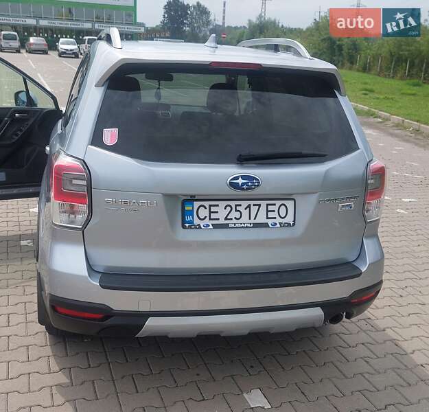 Внедорожник / Кроссовер Subaru Forester 2017 в Черновцах