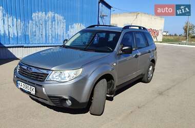 Внедорожник / Кроссовер Subaru Forester 2008 в 