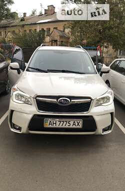 Позашляховик / Кросовер Subaru Forester 2014 в Києві