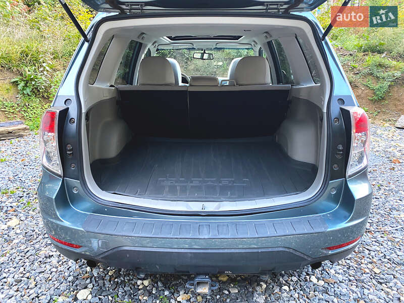 Внедорожник / Кроссовер Subaru Forester 2012 в Львове
