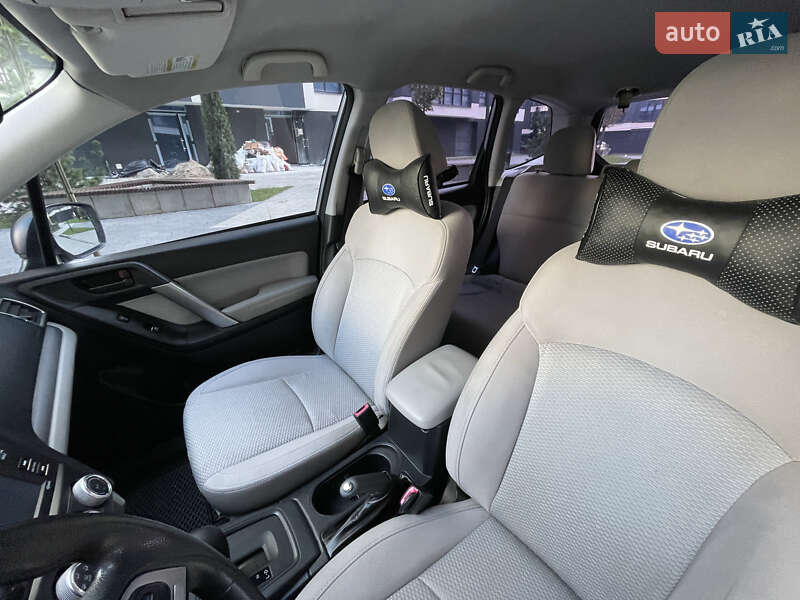 Внедорожник / Кроссовер Subaru Forester 2016 в Ивано-Франковске