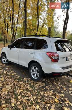 Позашляховик / Кросовер Subaru Forester 2014 в 