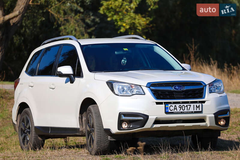 Позашляховик / Кросовер Subaru Forester 2016 в Звенигородці
