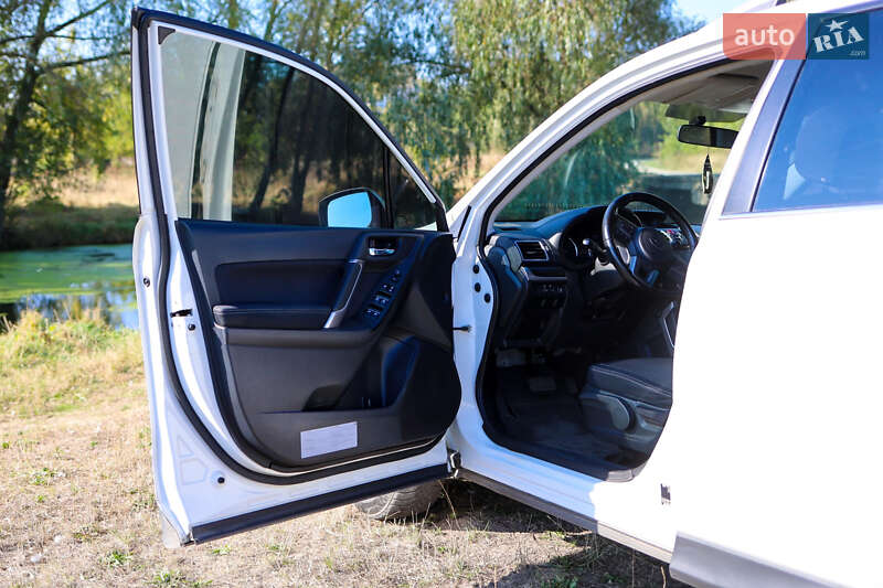 Позашляховик / Кросовер Subaru Forester 2016 в Звенигородці