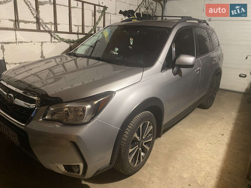 Позашляховик / Кросовер Subaru Forester 2017 в Житомирі