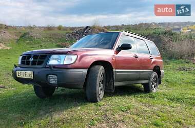 Внедорожник / Кроссовер Subaru Forester 1999 в Новоукраинке