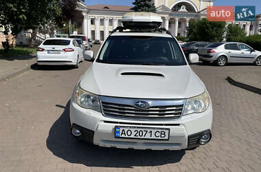 Внедорожник / Кроссовер Subaru Forester 2010 в Ужгороде